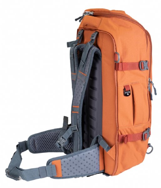 CabinZero  Adv Pro 42L Adventure Cabin Backpack Sahara Sannd (913)