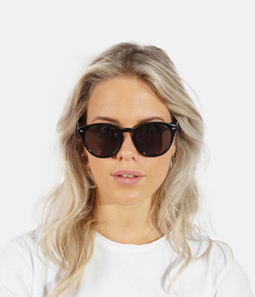 IKKI  Lexi Sunglasses  black grey (30-8)