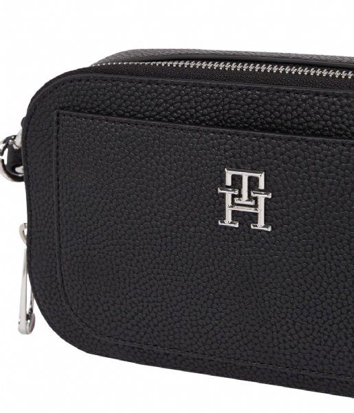 Tommy Hilfiger  Emblem Camera Bag Black (BDS)