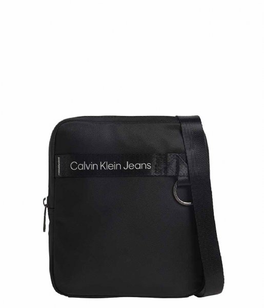 Calvin Klein  Ultralight Reporter18 Nylon Black (BDS)