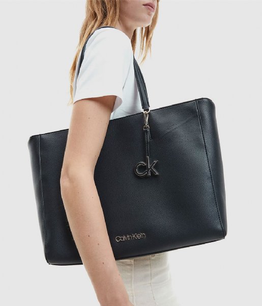 Calvin Klein Shoppers Shopper Medium Black (BAX) | Little Green Bag