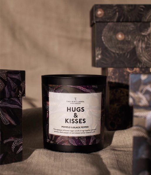 The Gift Label  CandleGlass 290gr Hugs And Kisses PBP Hugs And Kisses